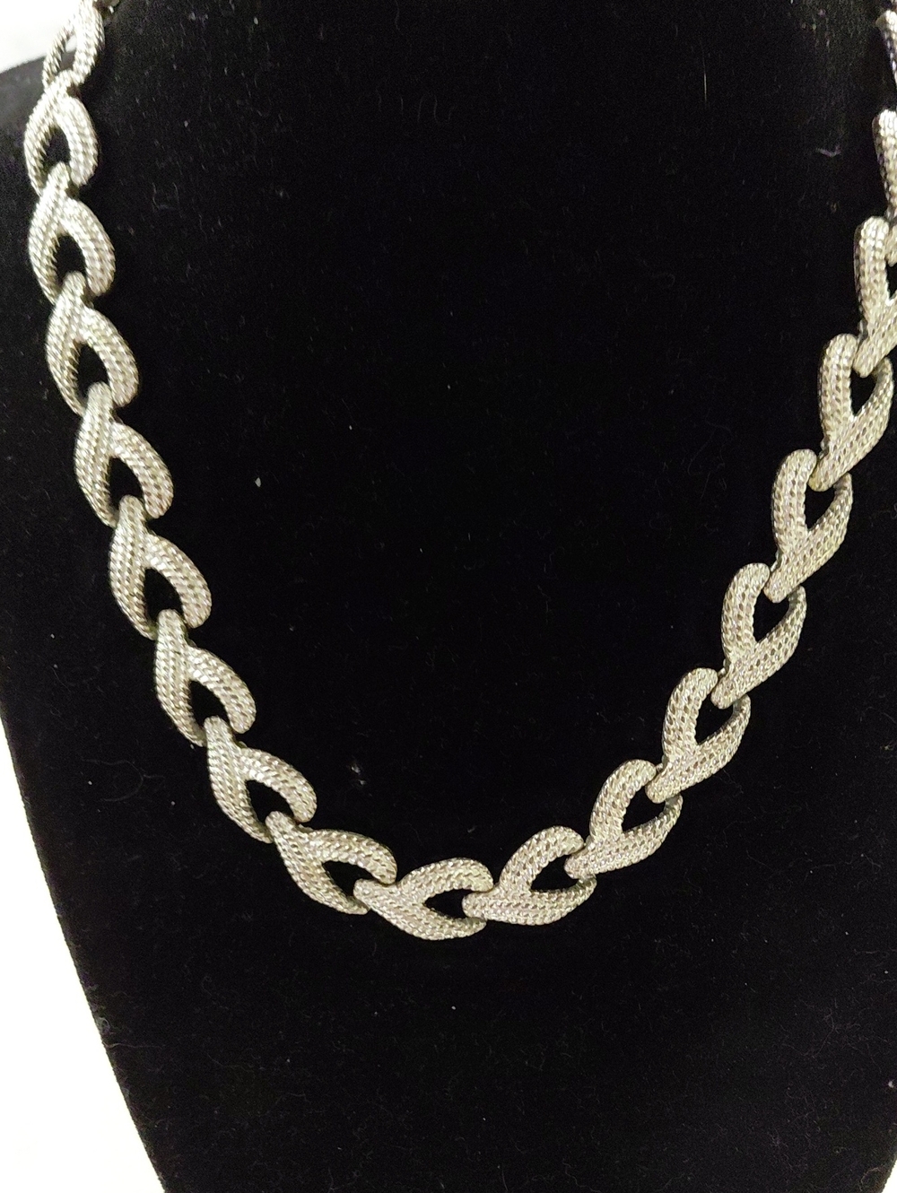 Vintage Napier 1980s Silver Tone Infinity Link Statement Necklace - Pat. 4774743